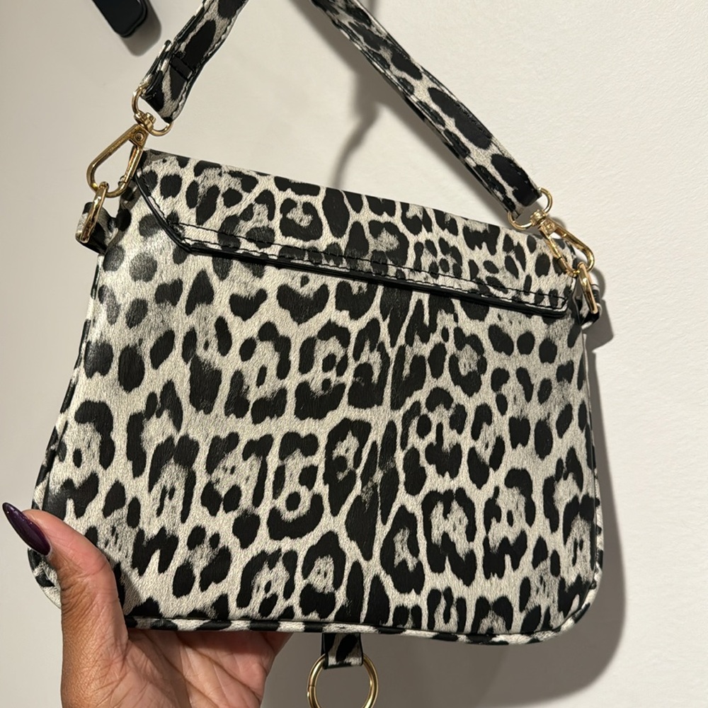 Leopard Print Bag - Picture 8 of 8